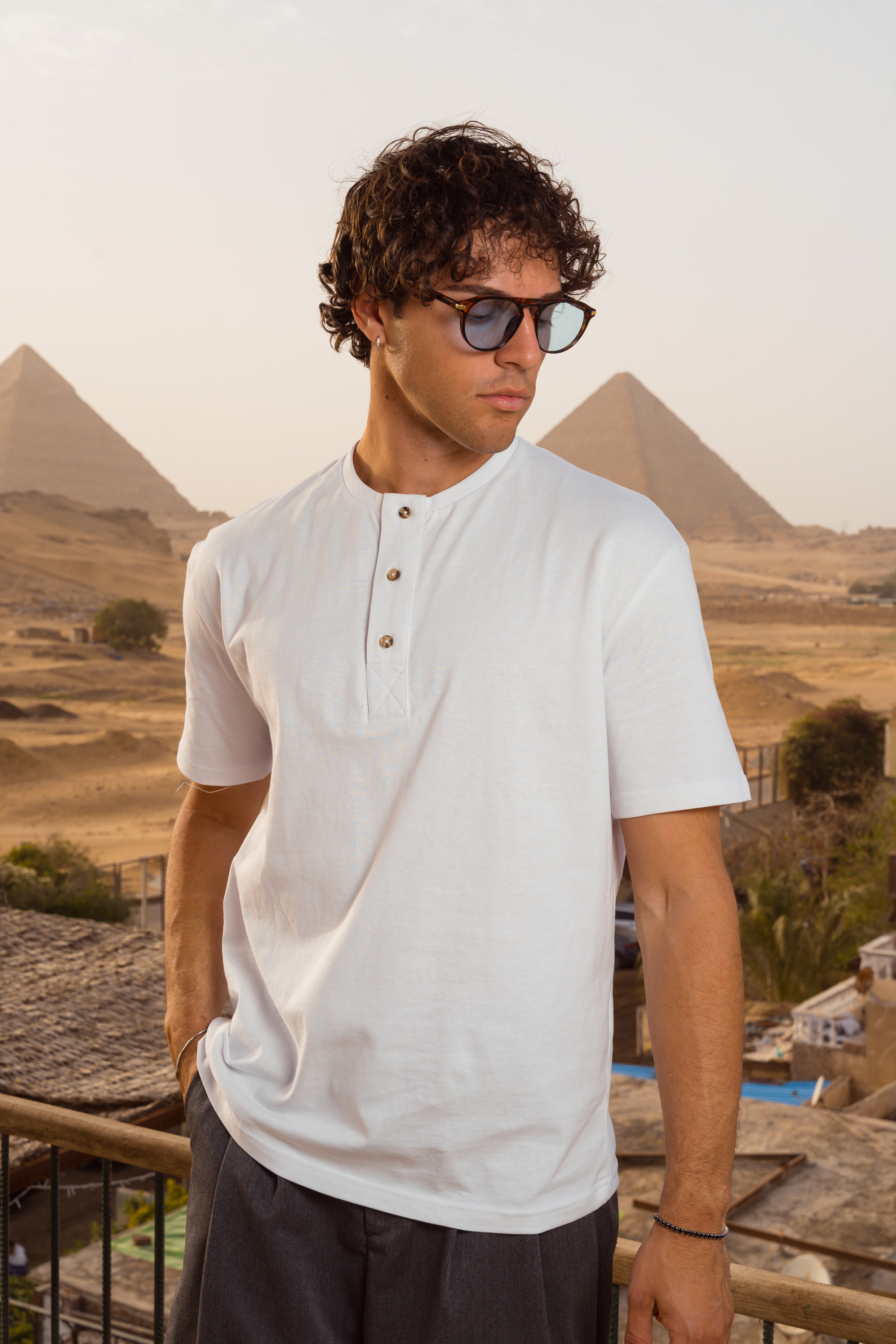 Henley-tee