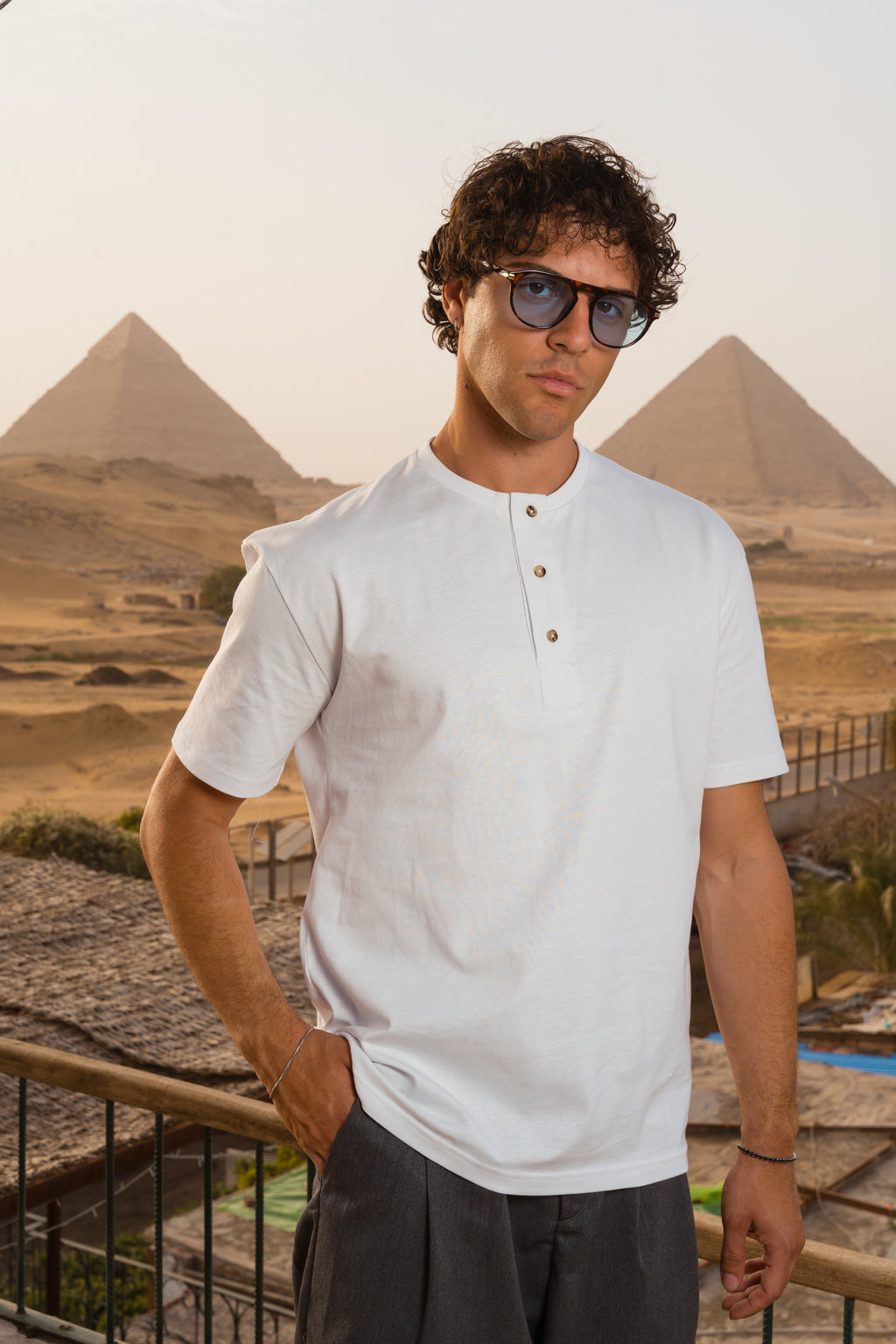 Henley-tee