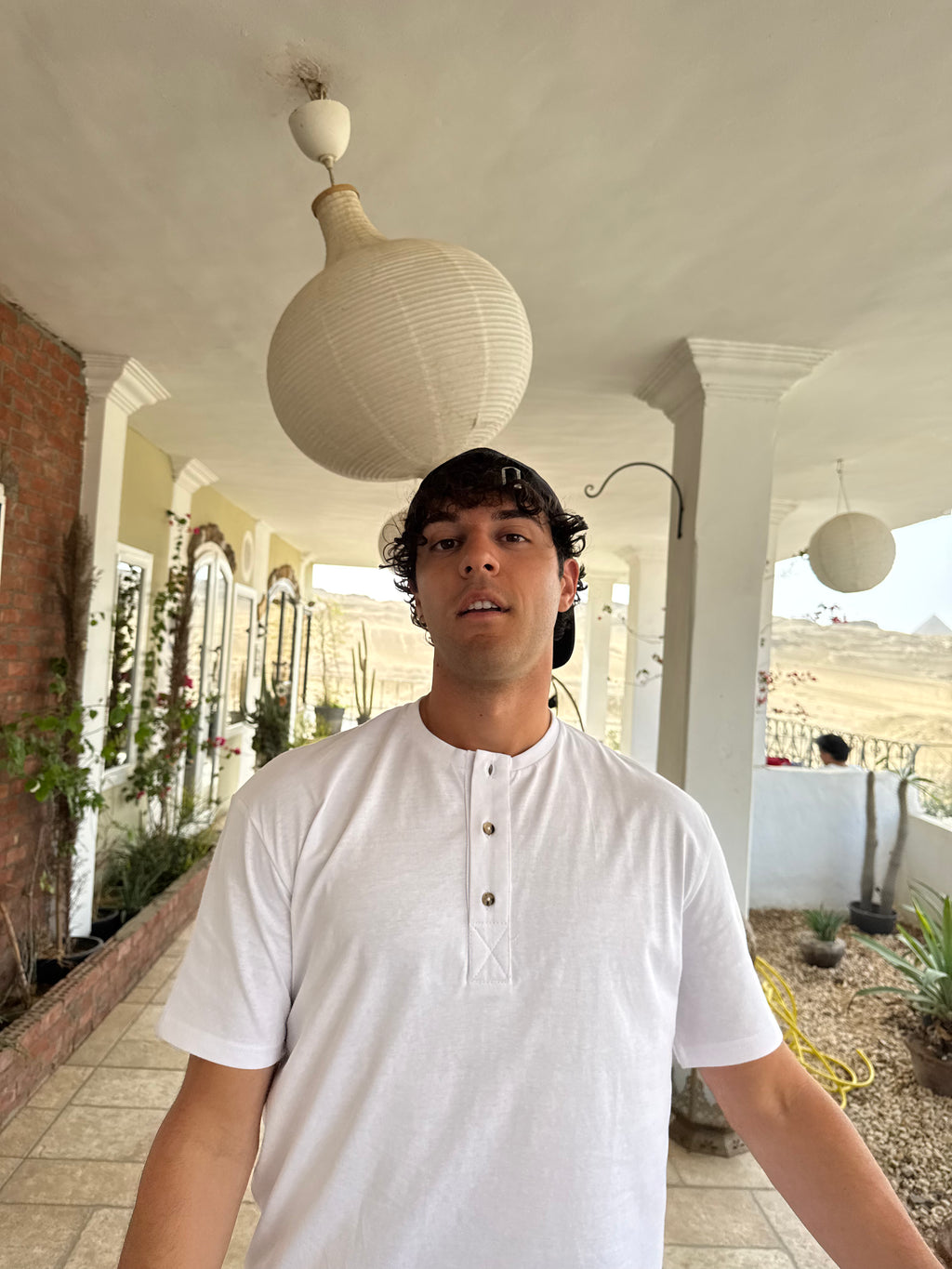 Henley-tee